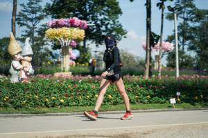 BIB: 
                            <button type="button" onclick="openModal(27618615)" class="btn btn-primary btn-sm float-right btn-popup" data-toggle="modal" data-target=".modal-high-quality">
                        <i class="fas fa-shopping-cart"></i> Add to Cart
                    </button>
                                            <button type="button" onclick="isThisMe(27618615, true)" class="btn btn-success btn-sm float-right btn-popup btn-isme hidden" data-toggle="tooltip" data-placement="bottom" title="นี่คือรูปของคุณใช่ไหม คลิกที่นี่เพื่อเอาเข้าอัลบั้ม">
                        <i class="fas fa-plus"></i> Add to album
                    </button>
                    <button type="button" onclick="isThisMe(27618615, false)" class="btn btn-warning btn-sm float-right btn-popup btn-isnotme hidden">
                        <i class="fas fa-ban"></i> Remove from album
                    </button>